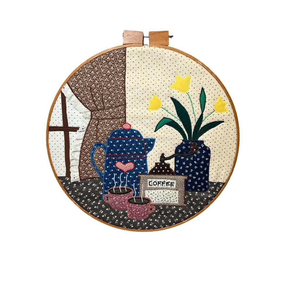 Vtg Handmade‎ Quilted Coffee Applique Round Wood Frame Art Wall Hanging Kitchen